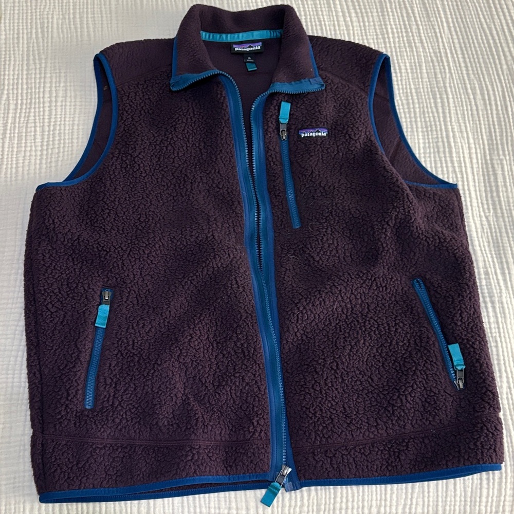Patagonia Deep Purple Fleece Vest with Teal Highlights